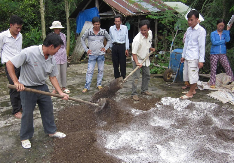 Phân bò Organic được biết đến là nguồn dinh dưỡng cao thuộc thành phần hữu cơ tốt cho cây trồng. Và việc người nông dân sử dụng phân bò để bón cho cây trồng trong chăn nuôi dường như đã quá quen thuộc.