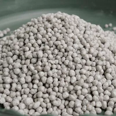 Phân tan chậm có kiểm soát (Controlled Release Fertilizer - CRF) là một loại phân bón dạng hạt giải phóng chất dinh dưỡng dần dần vào đất (tức là với một khoảng thời gian giải phóng có kiểm soát ).